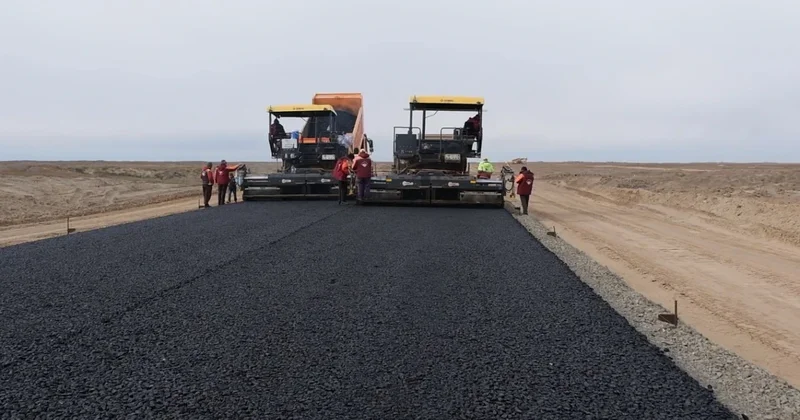 Тегіс жолда да тосқауыл бар