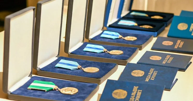 "Ел жанашыры" төсбелгісін таратқан меценат Дидар Құйқабаевқа айыппұл салынды