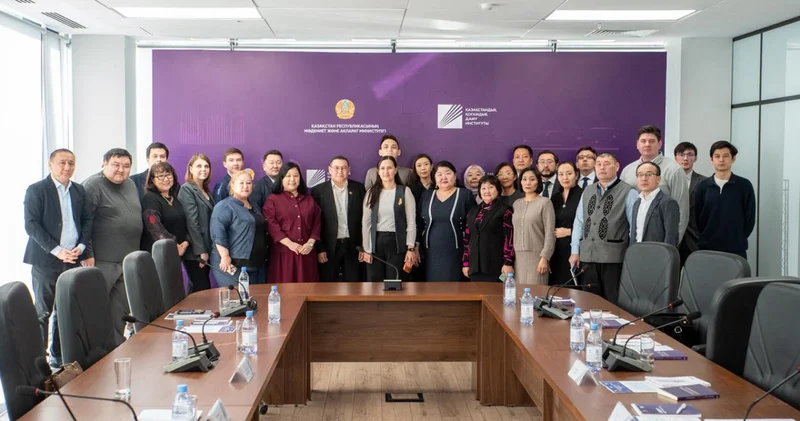 SARAP алаңында ғылыми технологиялық егемендік мемлекет дамуының конституциялық басымдығы ретінде талқыланды