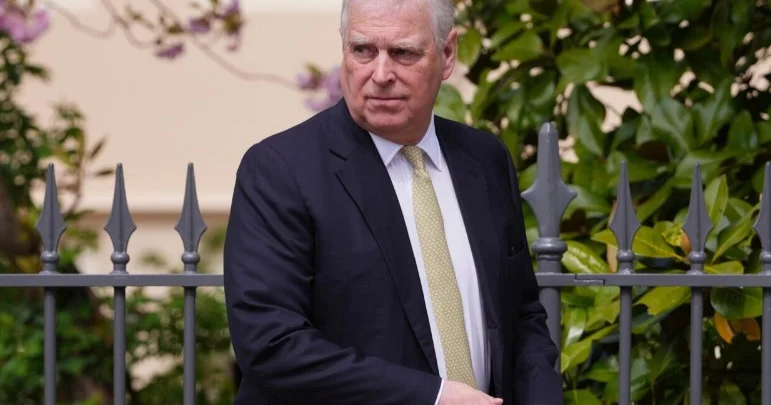 Ұлыбританияда корольдің ағасы ұсталды