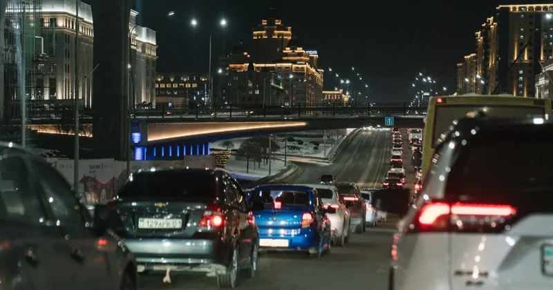 Новый формат контроля в Астане: ПДД напоминают с неба