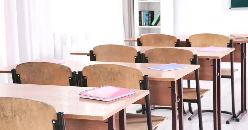 Петропавлда Назарбаев Зияткерлік мектебінің оқушысы үшінші қабаттан құлап кеткен