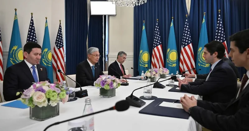 Токаев принял главу международного финансового института DFC