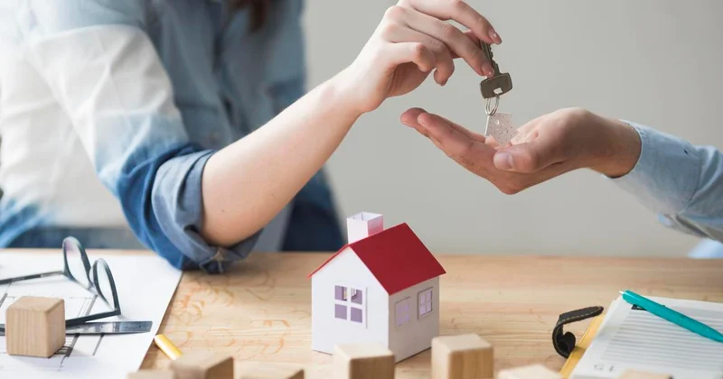 Как оформить ипотеку с небольшой зарплатой в Казахстане