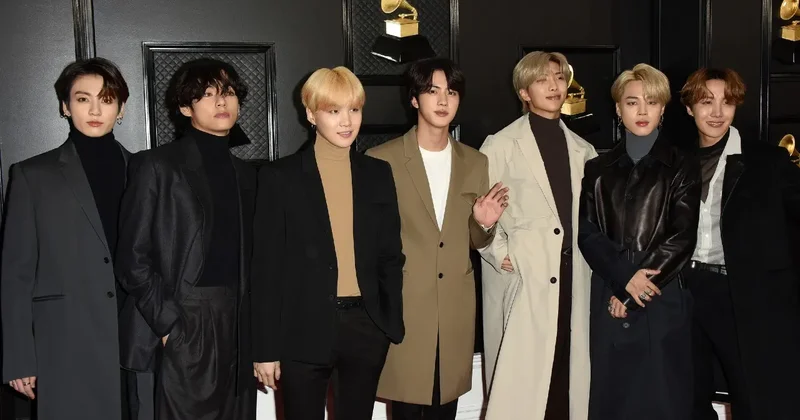 260 000 фанатов, 6700 полицейских и трансляция по всему миру: первый за четыре года концерт BTS пройдёт в Сеуле