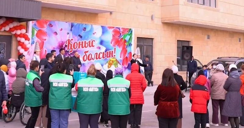 Новосёлов становится всё больше