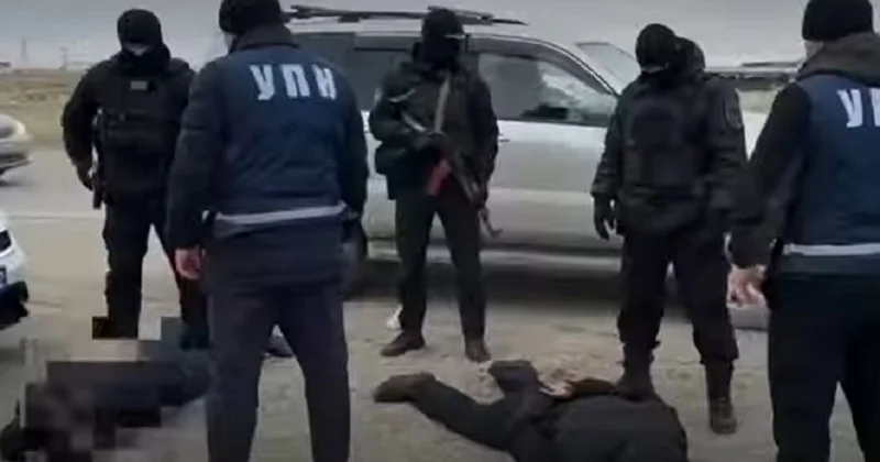 Двух казахстанцев задержали после доставки из Ирана