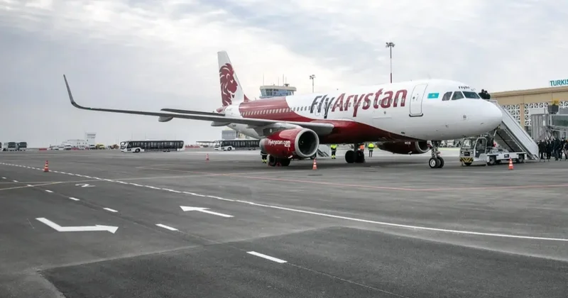 Самолёт FlyArystan вернулся в аэропорт вылета: беременной пассажирке стало плохо