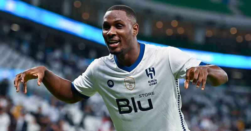 Появились подробности переговоров о переходе бывшего футболиста МЮ в чемпионат Казахстана