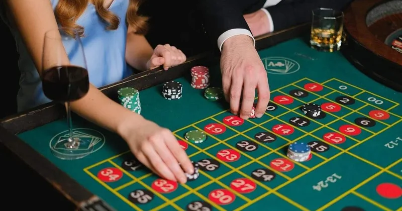 Атырауда Экология департаментінің қызметкері құмар ойынға әуестенгені үшін жұмыстан шығарылды