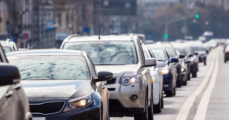 Сутками в ожидании: массовое закрытие центров техосмотра авто привело к длинным очередям в Кызылорде
