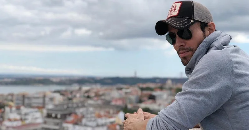 Стал известен пол четвертого ребенка Энрике Иглесиаса и Анны Курниковой