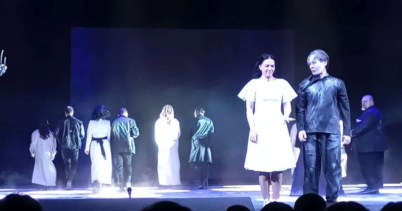 Шекспир на стремянках