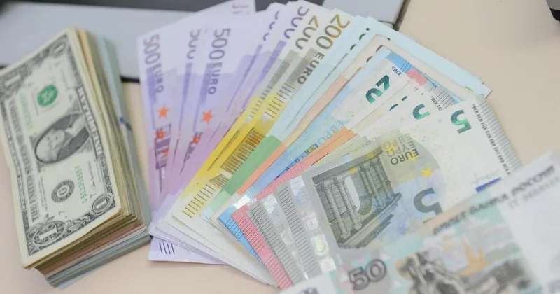 Крепкий тенге закончится после Наурыза, заявил эксперт в Казахстане