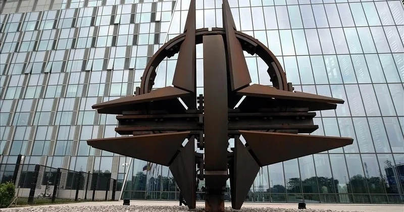 НАТО Ирактағы миссияға қатысқан барлық персоналды Еуропаға эвакуациялады