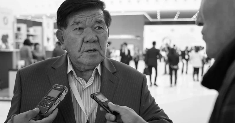 Тоқаев Шахановтың отбасына көңіл айтты