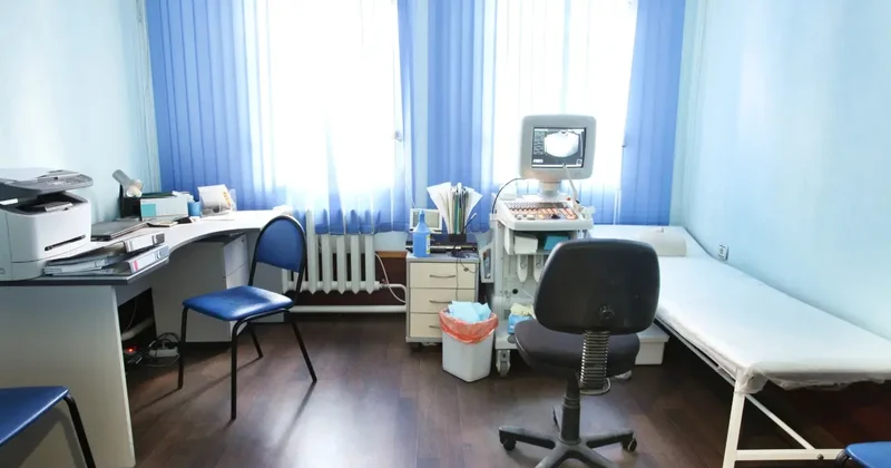 Нет лекарств и медработников: прокуратура выявила нарушения в школах Жетысуской области