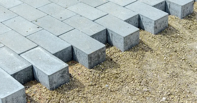 Мы ничего не скрывали аким района Алматы, получивший выговор за вывоз брусчатки