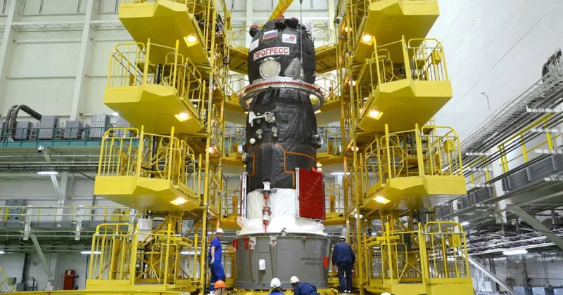 На Байконуре готовят к запуску Прогресс МС 34