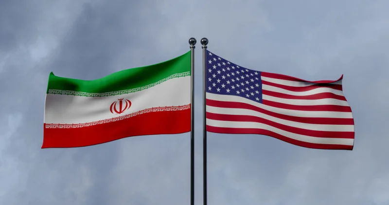 Иран АҚШ ты бітімді бұзды деп айыптап, американдық кемелерге соққы берді