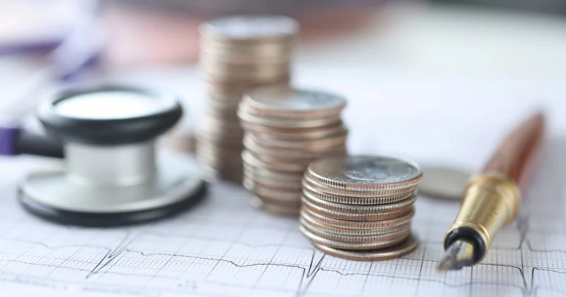 Павлодарда қайтыс болғандарды емдеп , ерлерді гинекологқа жіберген ӘМСҚ тексерісі