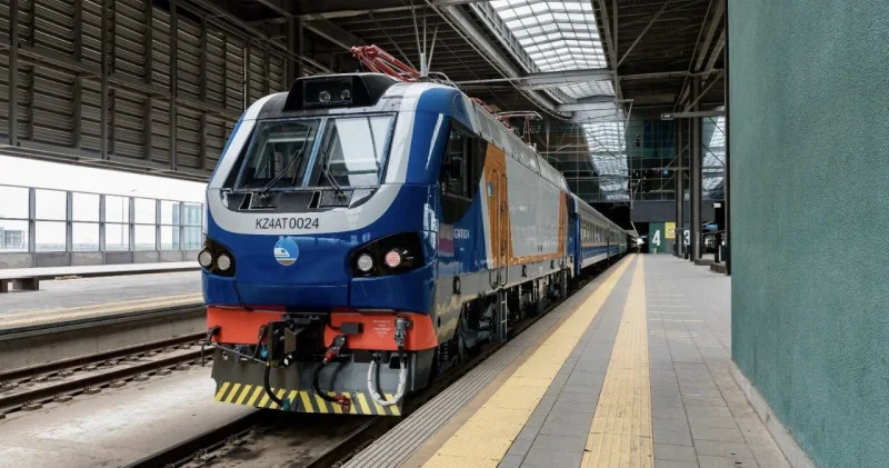 Демалыс маусымы: Қазақстанда Алакөлге қосымша пойыздар іске қосылады