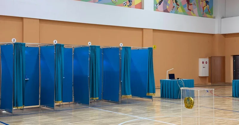 Коррупционеры не смогут входить в избирательные комиссии: парламент Казахстана принял закон о выборах