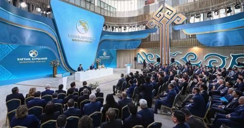 Депутаты приняли законопроект о Курултае