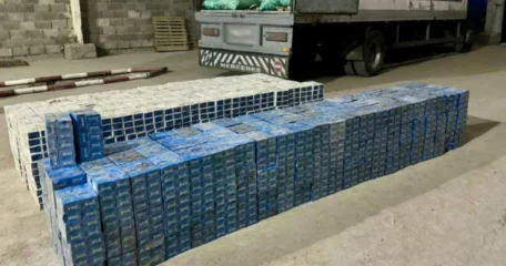 Сын чиновника подозревается в контрабанде сигарет в Кыргызстане