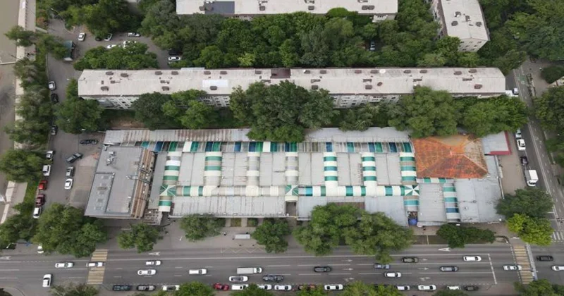 Алматыда ірі базар сүрілді әкімдік себебін түсіндірді