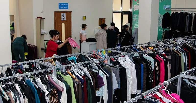 В Европе запретили уничтожать непроданную одежду и обувь