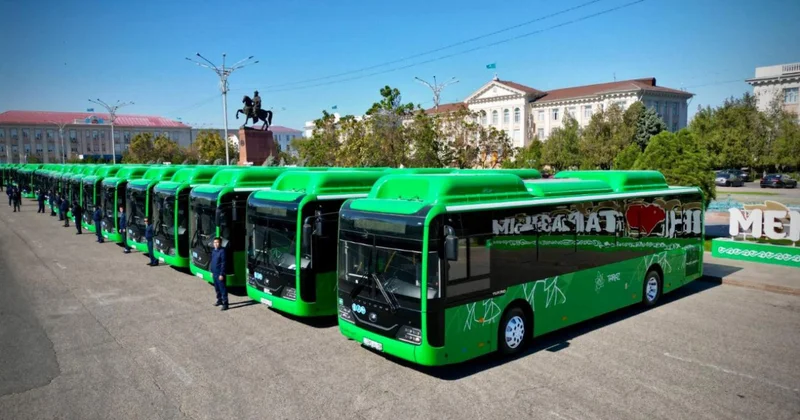 Автобус паркі 24 қоғамдық көлікпен толықты