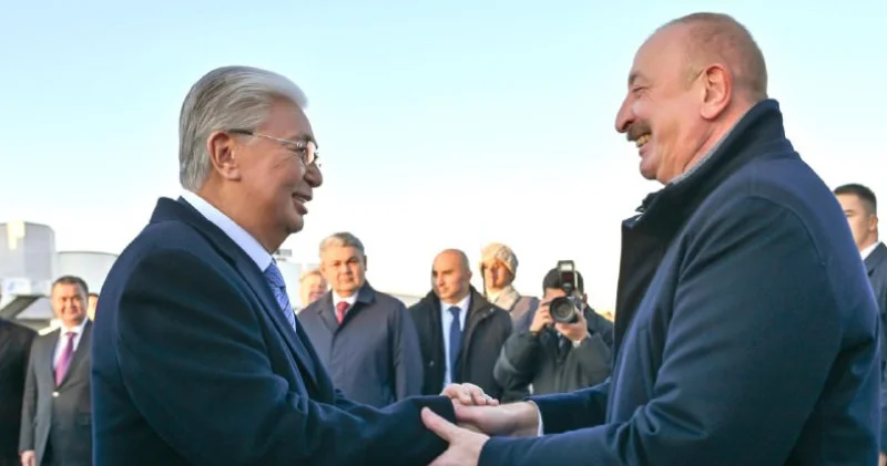 Тоқаев Әлиевті Астана әуежайынан күтіп алды