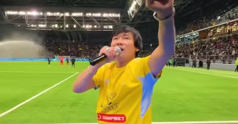 Кайрат Нуртас выступил на матче “Астана” “Актобе” (ВИДЕО)