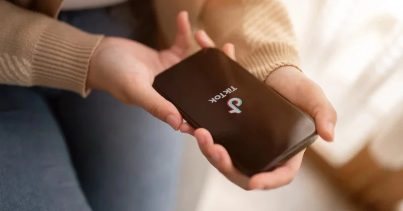 Прямой эфир в TikTok обернулся штрафом для жительницы Алматинской области