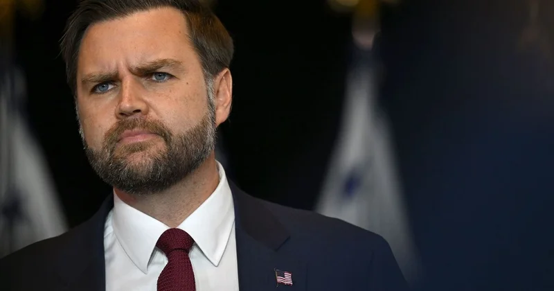 Украины не должно быть в НАТО, считает вице президент США