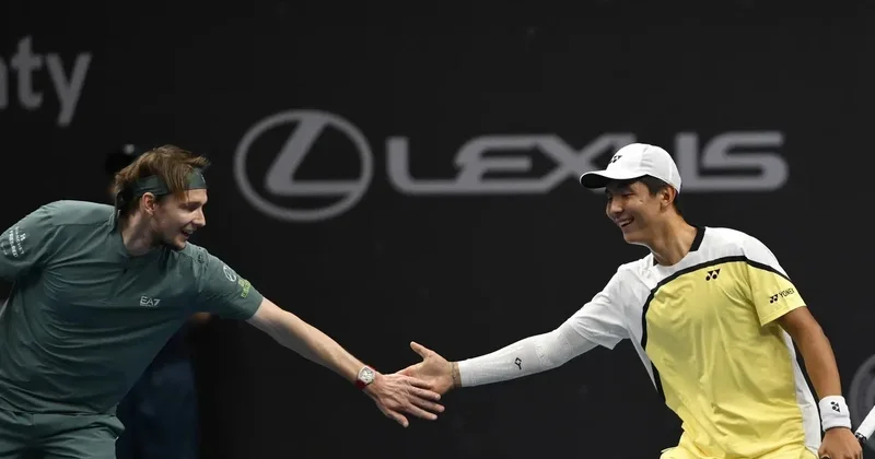 Almaty Open: Нұрланұлы мен Бублик жұбының матчын көрермендер тік тұрып тамашалады