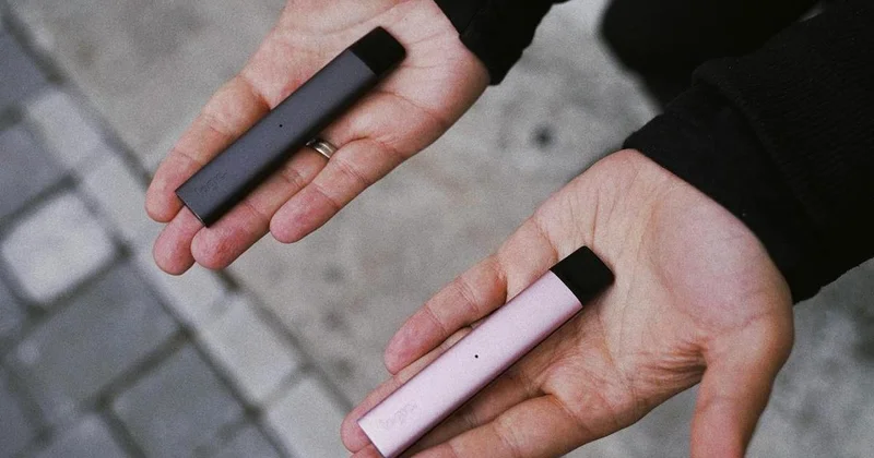 До двух лет лишения свободы грозит казахстанцу за продажу вейпов в соцсетях