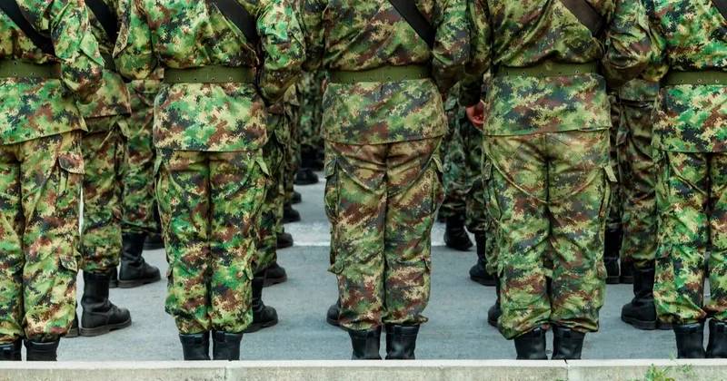 Министр обороны об обращениях матерей умерших солдат: Там были не наши вопросы