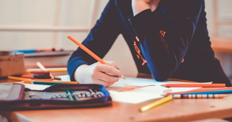 Скандал вокруг образовательного центра: казахстанская компания дала разъяснения