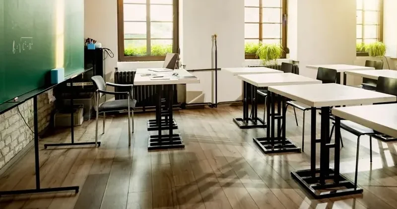 Оқушы жүктілігі: Ақтөбеде аудандық білім басқармасының басшысы қызметінен айырылды