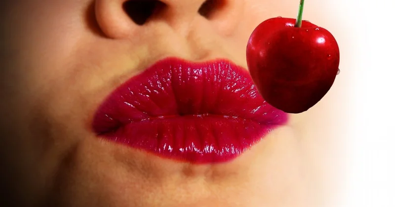 Ученые выяснили: поцелуи существуют уже 21 миллион лет