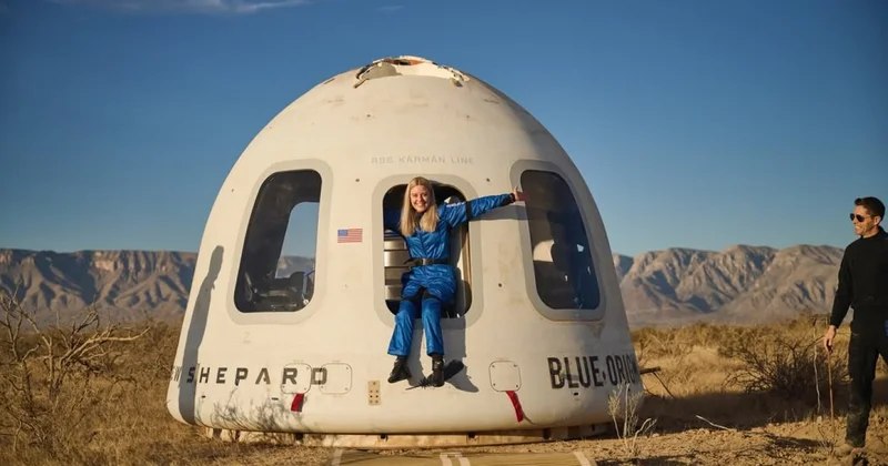 В космосе впервые побывала женщина на инвалидной коляске