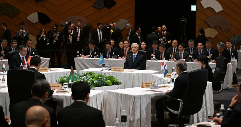 Президент: Қазақстан дәстүрлі қуат көзін игеру және өңдеу жобаларына жапон тәжірибесін, инновациясы мен инвестициясын тартуға мүдделі