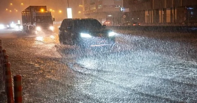 Біріккен Араб Әмірліктерін су басты, қаза тапқандар бар