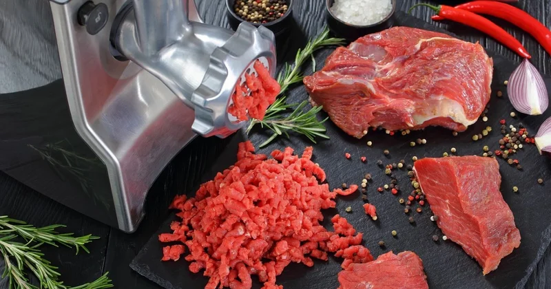 Мясо в рационе казахстанцев: где его едят больше всего