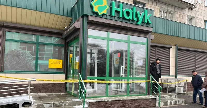 Халық банктің тоналуы: полицейлер күдіктілерді іздеп Грузия мен Арменияға барған