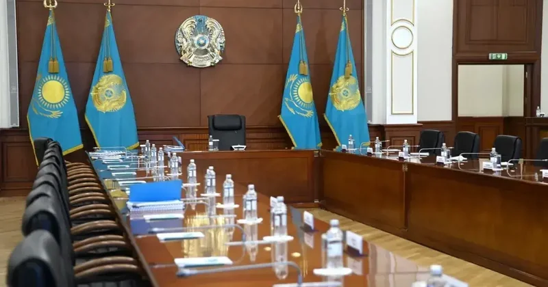 Вице президент институты: Қазақстан мен шетел тәжірибесі және сарапшылар пікірі