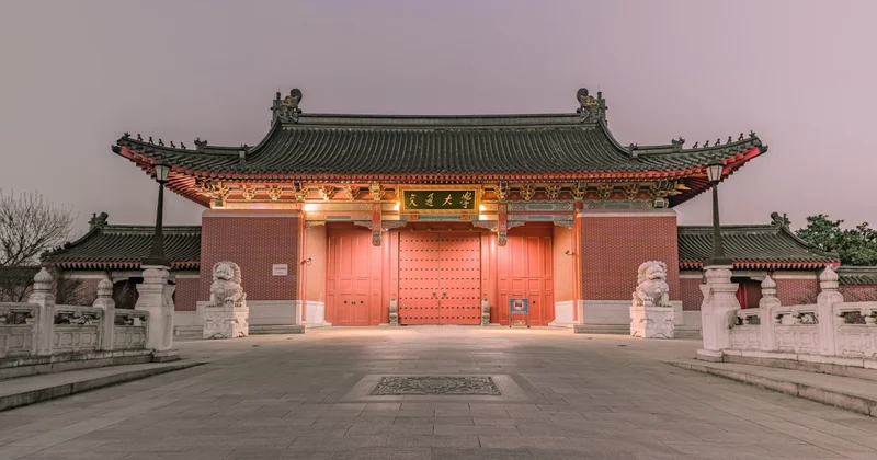 Казахстанцы могут подать документы на обучение в вузах Китая