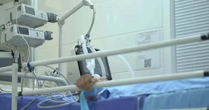 Шымкентте көшедегі жаппай төбелес кезінде пышақталған науқастың жағдайы ауыр